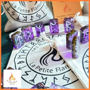 Runes Futhark Améthyste Obsidienne noire