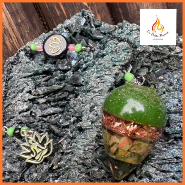 Pendule divinatoire orgonite goutte unakite création résine la petite flamme